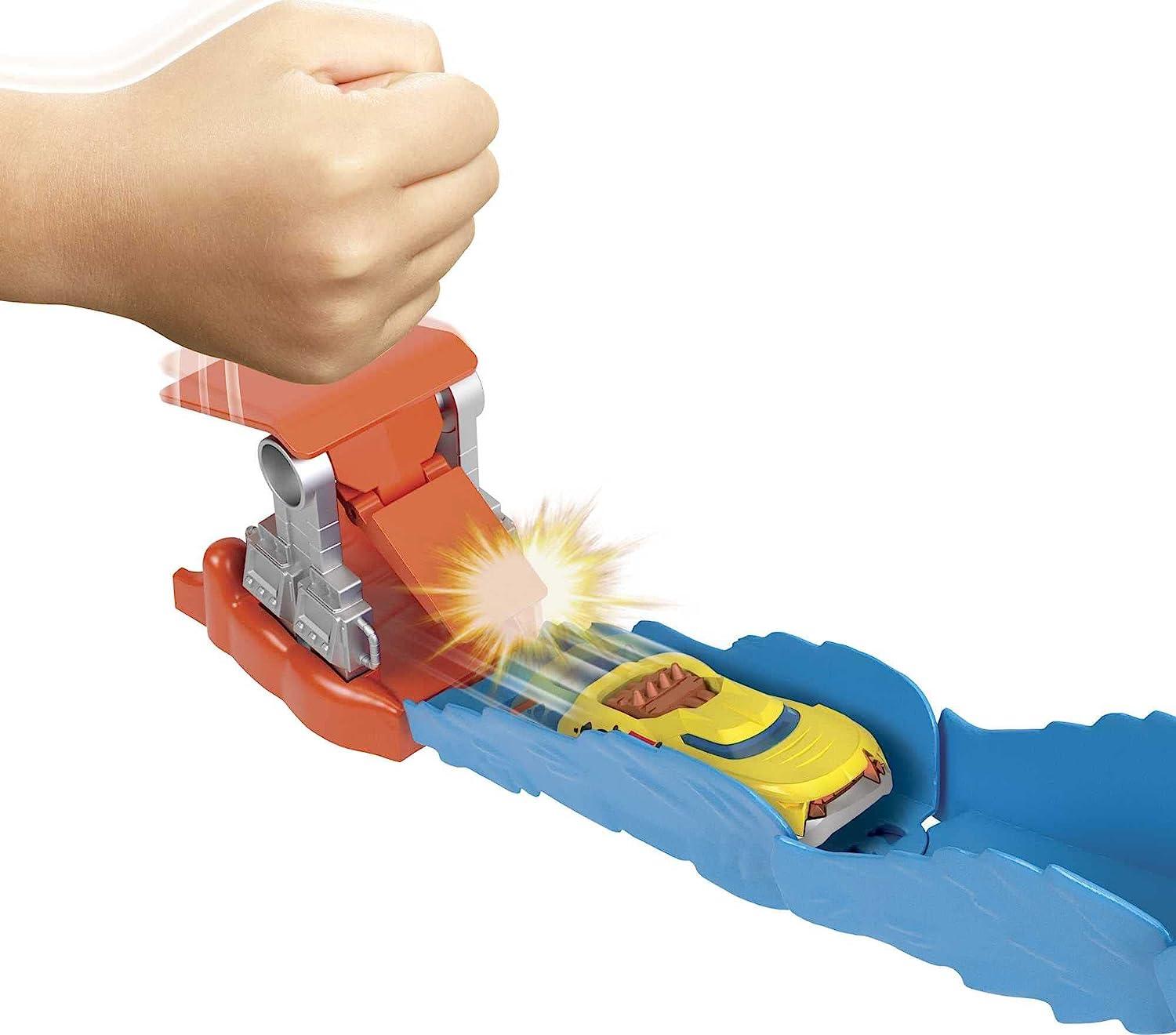 Игровой набор Опасные существа Спасение от гориллы (HDR30), Hot Wheels