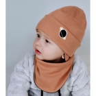 Детский демисезонный комплект (шапка+слюнявчик) для мальчика Базиль, беж, DemboHouse (ДембоХаус)